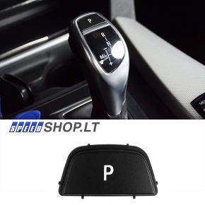 BMW pavarų svirties P mygtukas